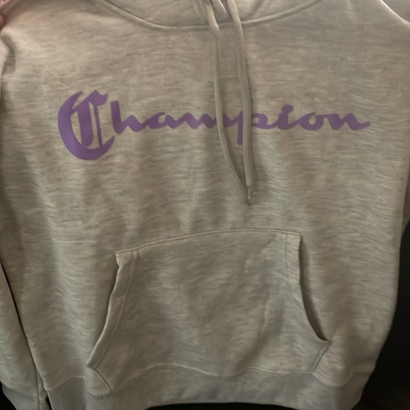 Women’s Champion Hooded Sweatshirt size Medium - Picture 7 of 13